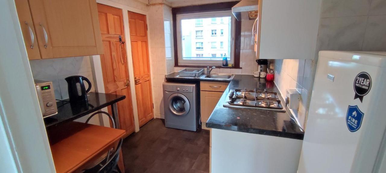 Cosy 2 Bedroom Apartment In The Heart Of Edimburgo Exterior foto